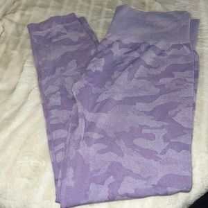 NVGTN Lilac Camo Seamless Leggings